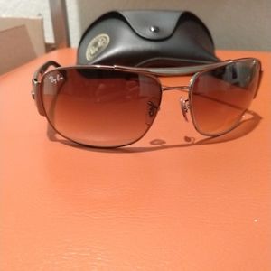 ray ban rb3357